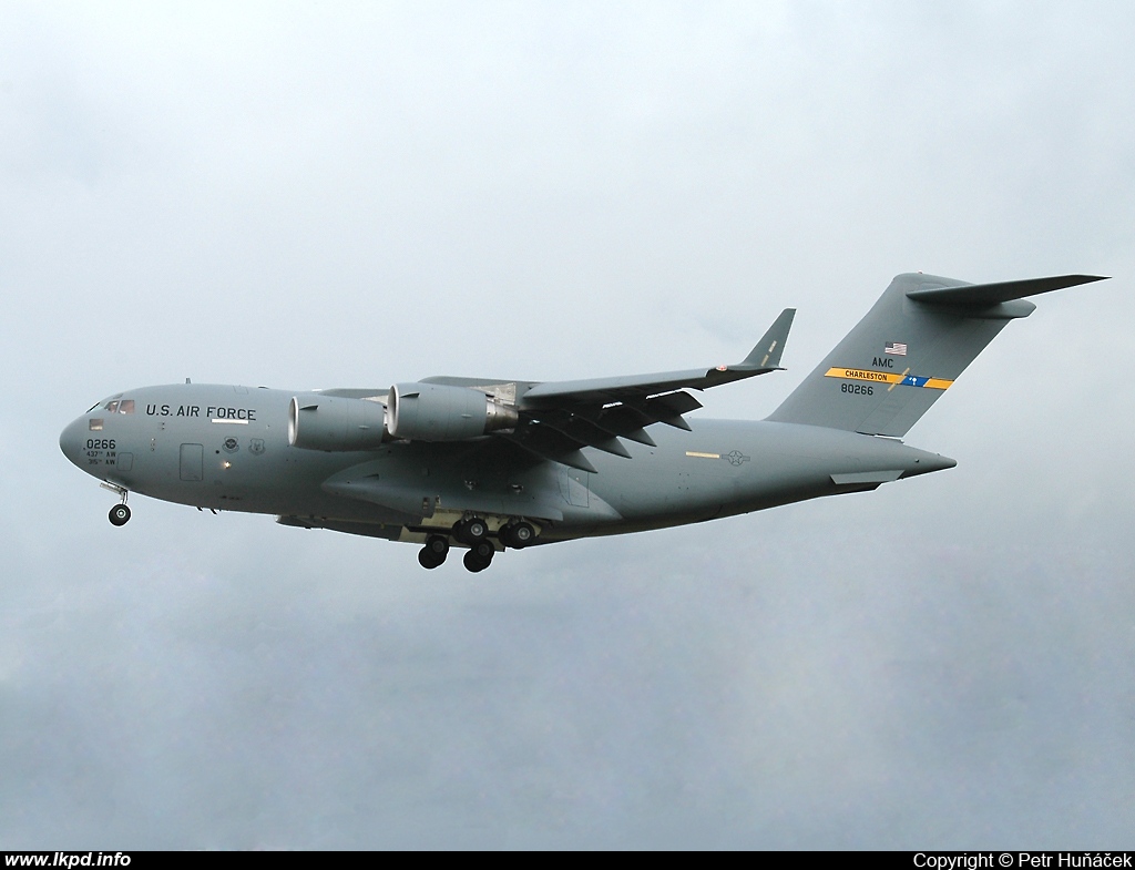 USAF – McDonnell Douglas C-17A Globemaster 88-0266