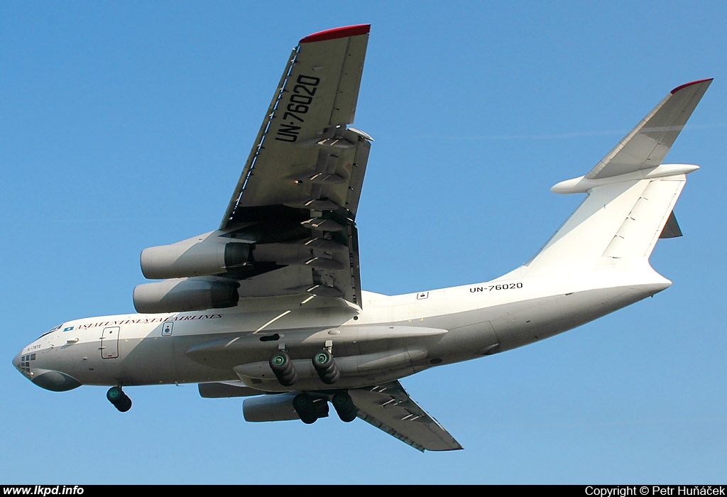 Asiacontinental Airlines – Iljuin IL-76TD UN-76020