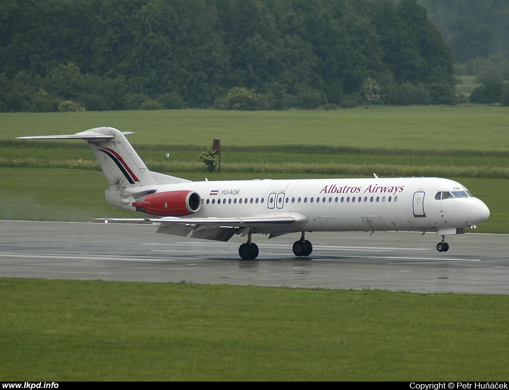 Albatros Airways – Fokker 100 YU-AOK