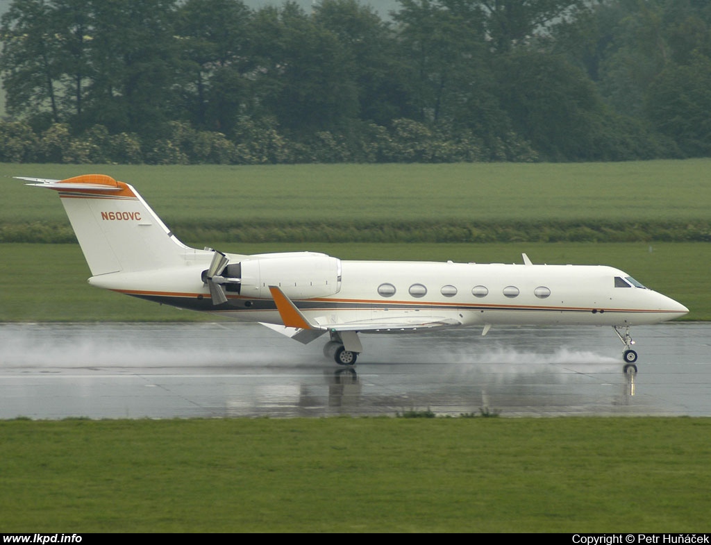 Pentastar Aviation – Gulfstream G-IV/SP N600VC