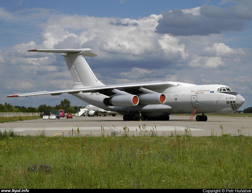 Asiacontinental Airlines – Iljuin IL-76TD UN-76021