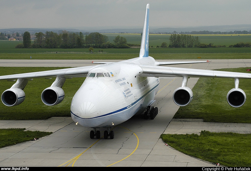 Antonov Design Bureau – Antonov AN-124-100 UR-82029