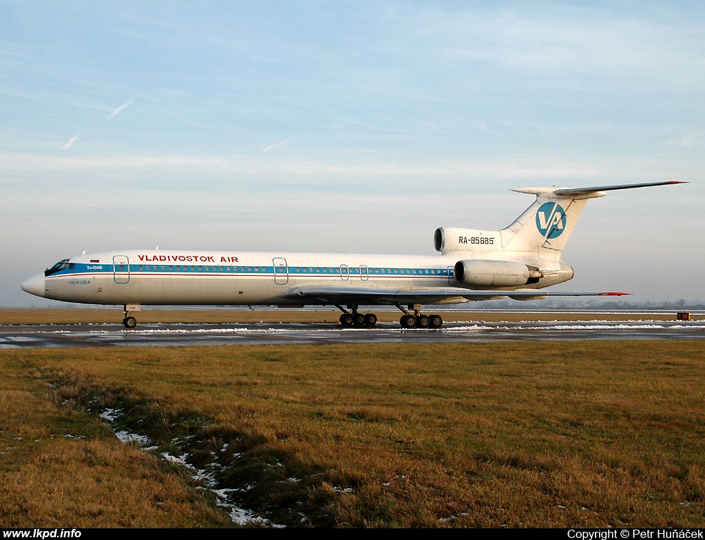 Vladivostok Air – Tupolev TU-154M RA-85685