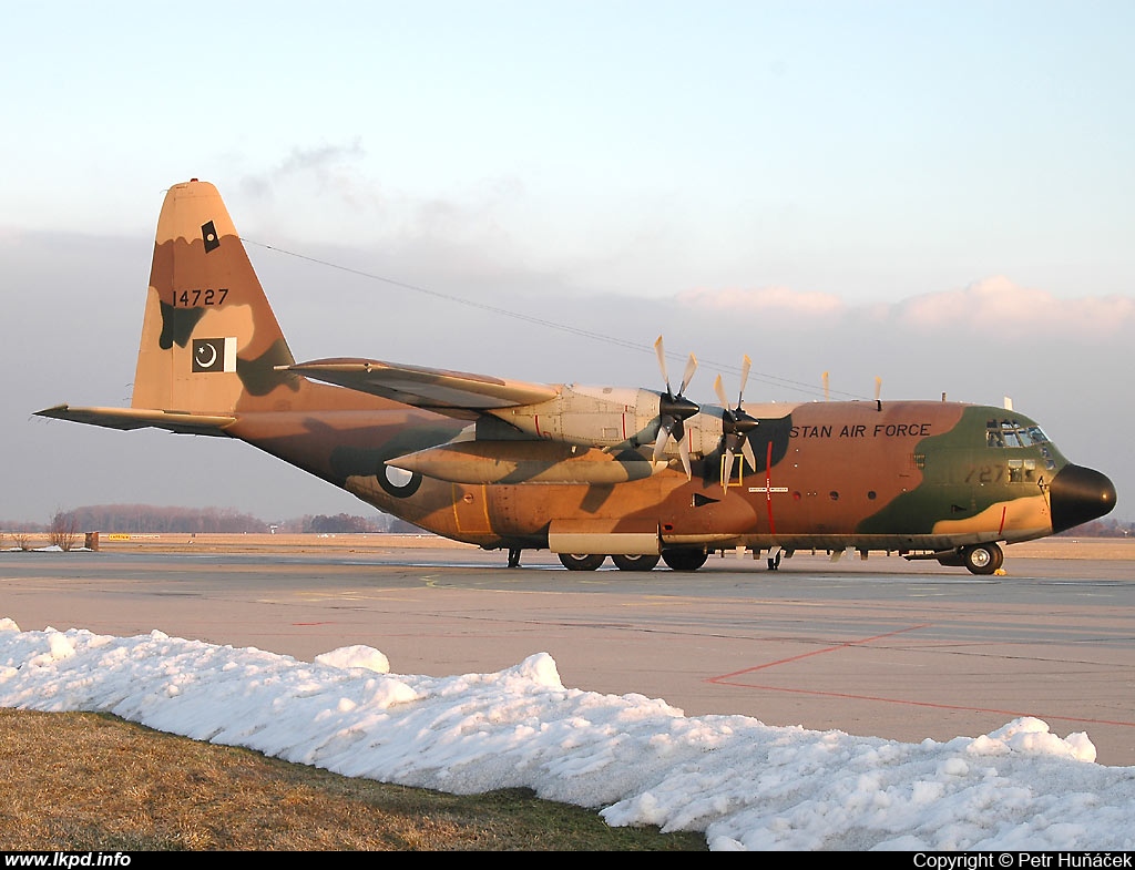 Pakistan Air Force – Lockheed C-130E Hercules 14727