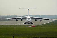 East Wing – Iljuin IL-76TD UN-76011