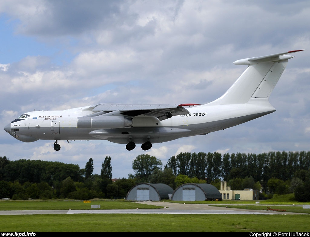 Asiacontinental Airlines – Iljuin IL-76TD UN-76024 