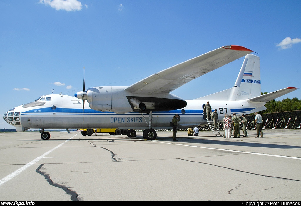 Russia Air Force – Antonov AN-30B 87