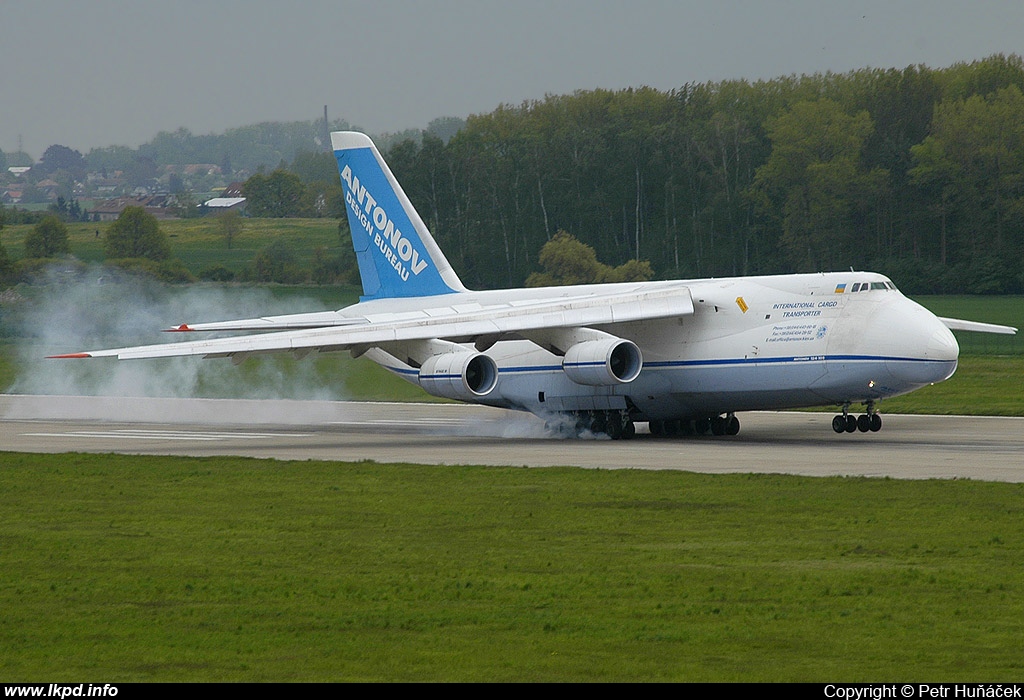 Antonov Design Bureau – Antonov AN-124-100 UR-82029