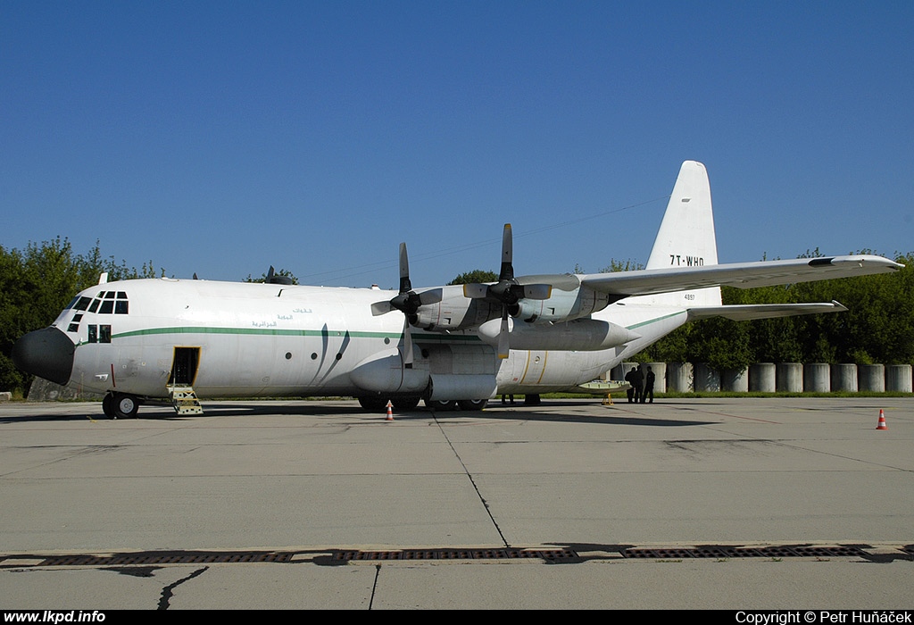 Algeria Air Force – Lockheed C-130H-30 Hercules 7T-WHO