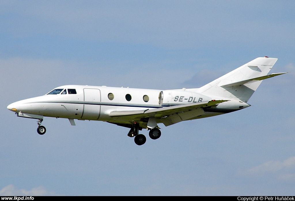 Andersson Business Jet – Dassault Aviation Falcon 100 SE-DLB