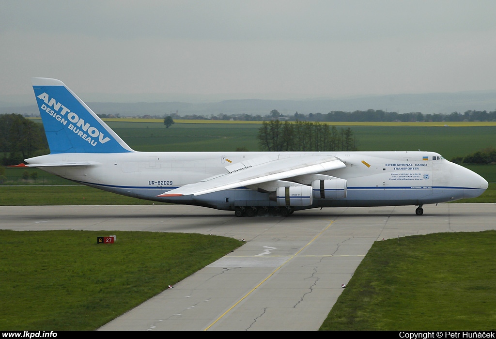 Antonov Design Bureau – Antonov AN-124-100 UR-82029