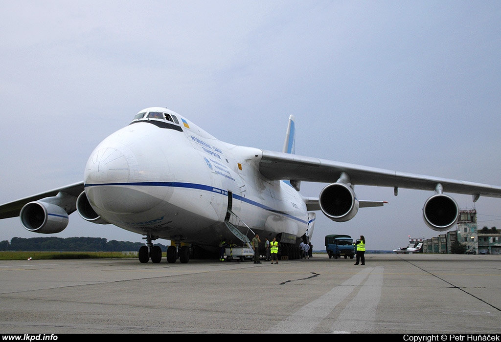 Antonov Design Bureau – Antonov AN-124-100 UR-82072