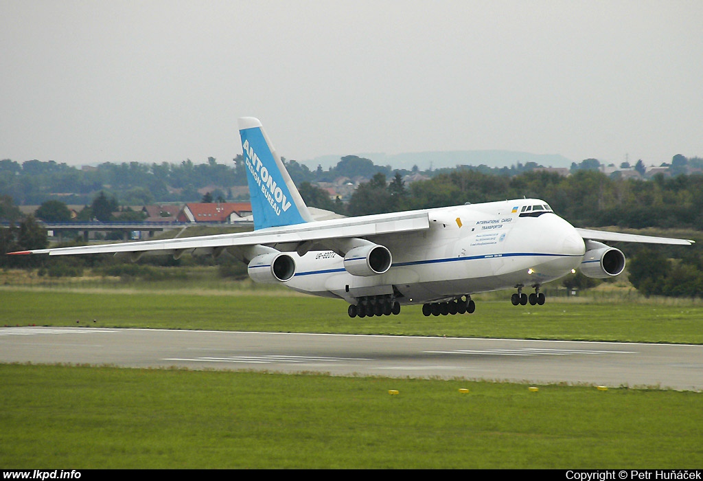 Antonov Design Bureau – Antonov AN-124-100 UR-82072