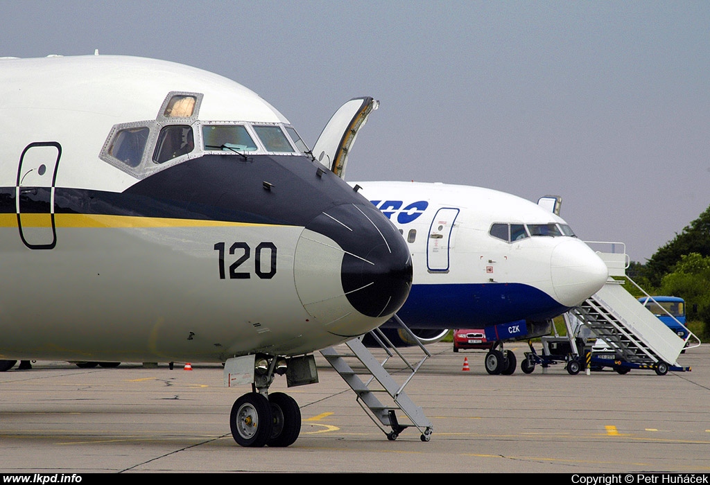 USAF NAVY – McDonnell Douglas DC-9-32CF 159120