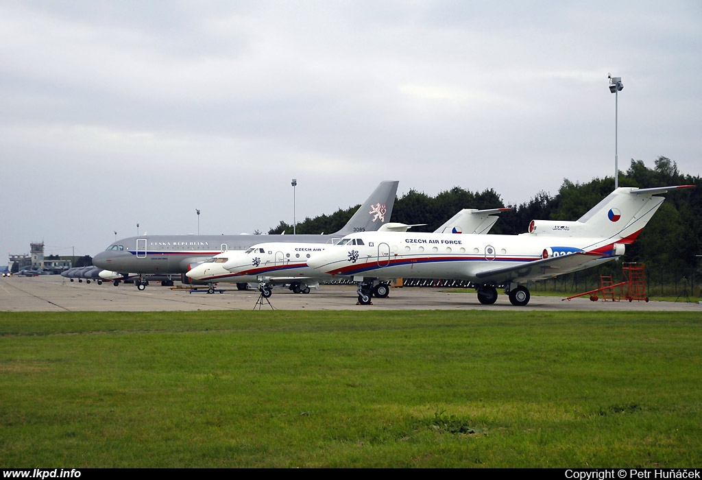 Czech Air Force – Yakovlev YAK-40 0260