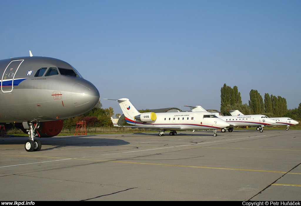 Czech Air Force – Canadair CL-600-2B16 Challenger 601-3A  5105