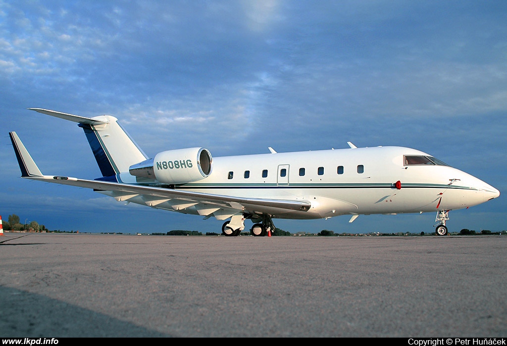 Kimberly&Clark – Canadair CL-600-2B16 Challenger 601-3A  N808HG