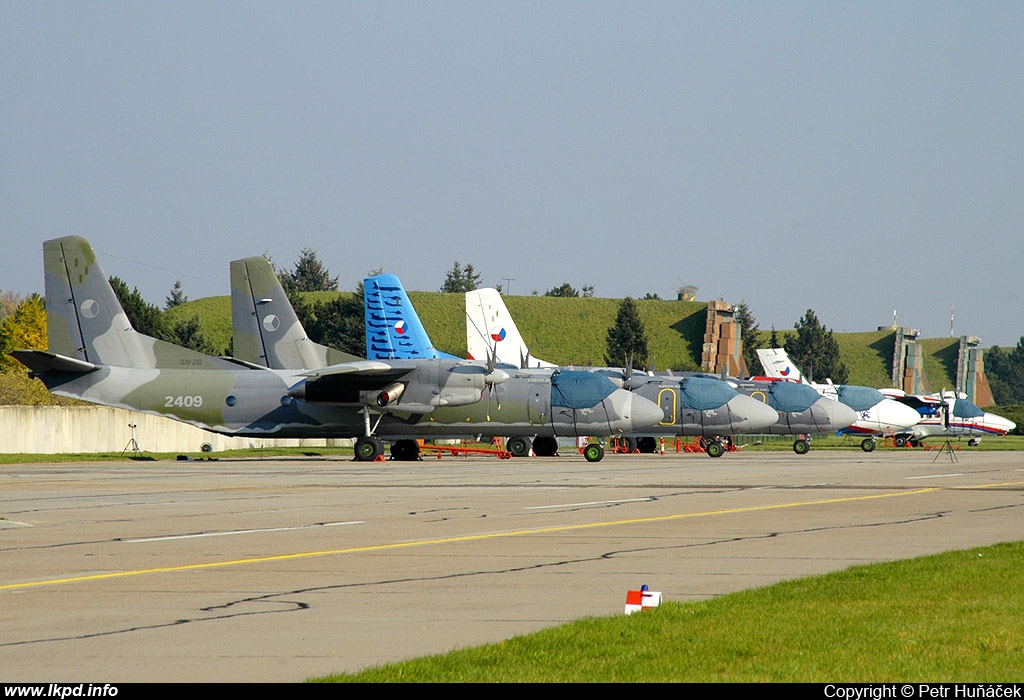 Czech Air Force – Antonov AN-26 2409