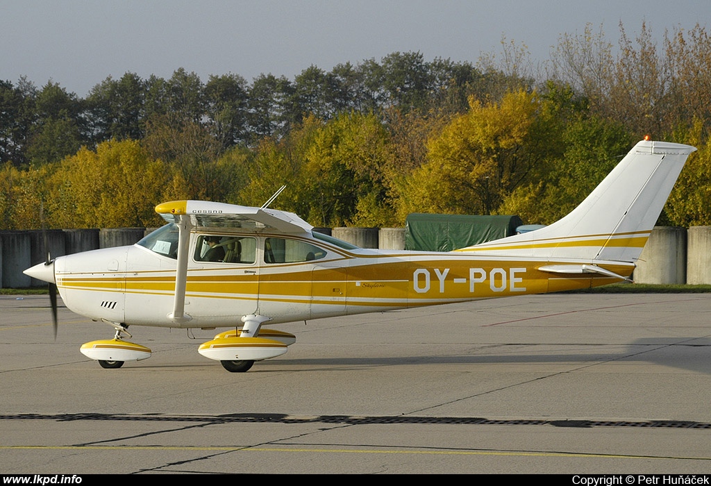 Private/Soukrom – Cessna 182P Skylane OY-POE