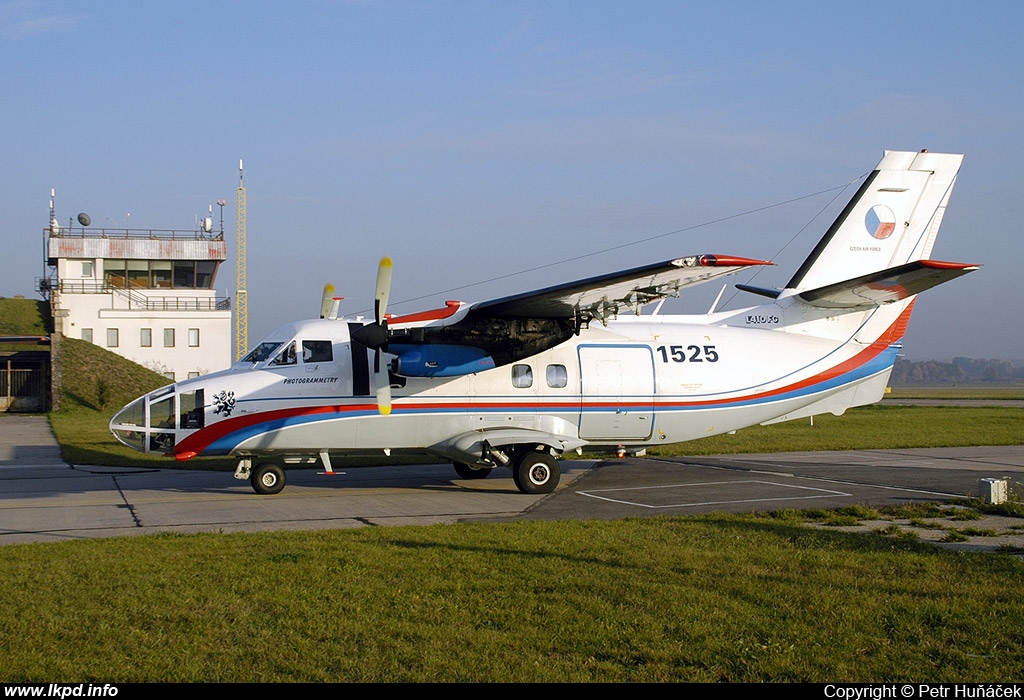 Czech Air Force – Let L410-FG 1525