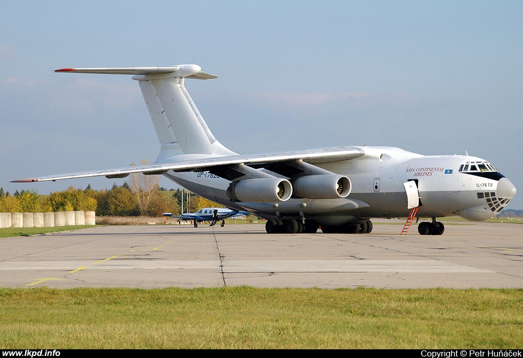 Asiacontinental Airlines – Iljuin IL-76TD UP-I7620