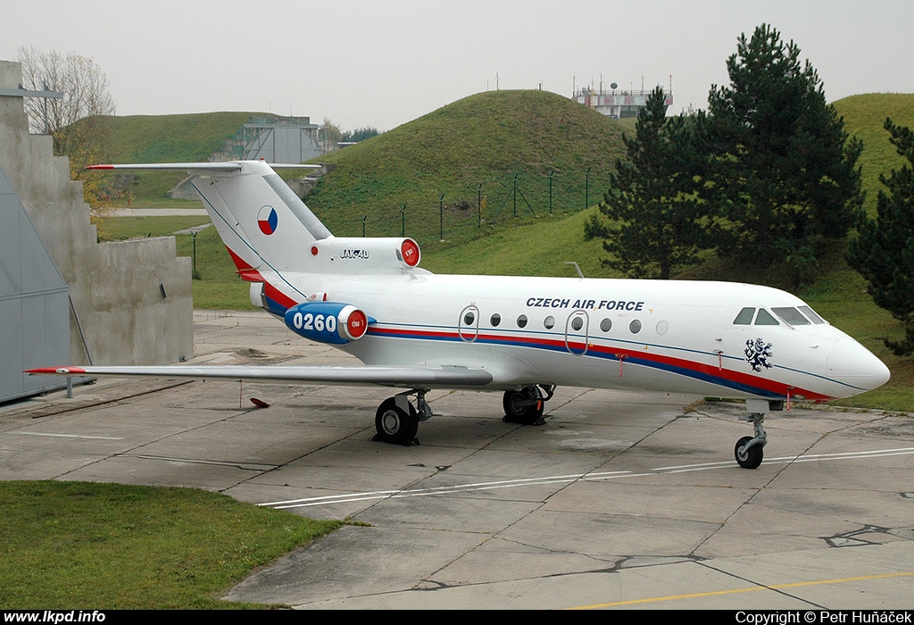 Czech Air Force – Yakovlev YAK-40 0260