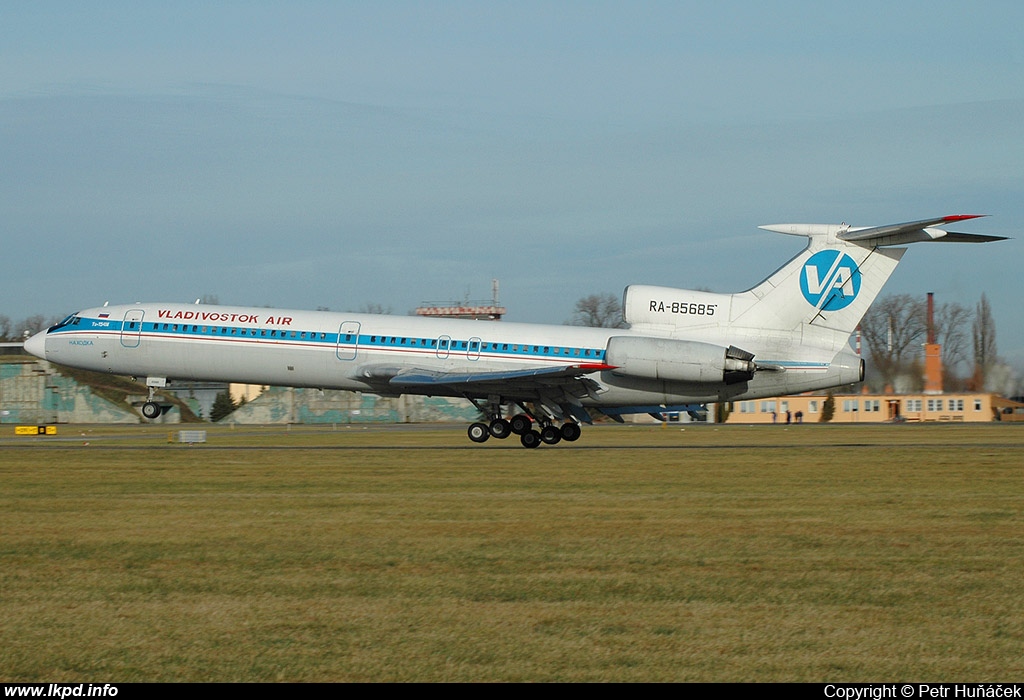 Vladivostok Air – Tupolev TU-154M RA-85685