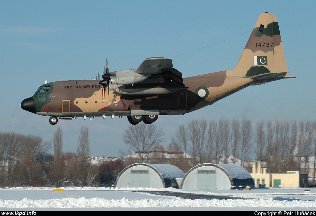 Pakistan Air Force – Lockheed C-130E Hercules 14727