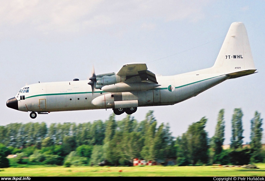 Algeria Air Force – Lockheed C-130H-30 Hercules 7T-WHL