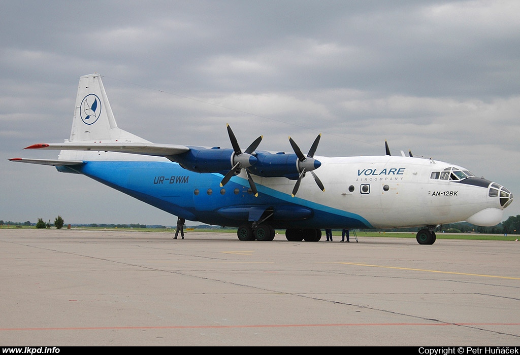 Volare Air Company – Antonov AN-12BK UR-BWM