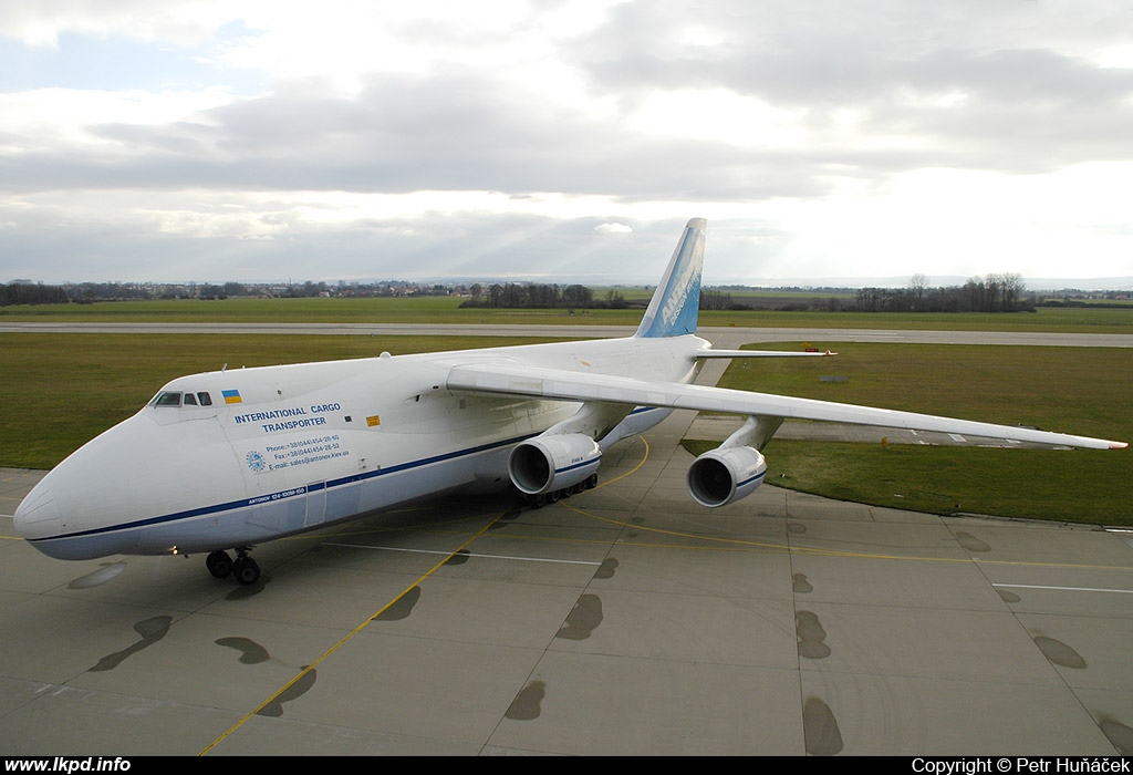 Antonov Design Bureau – Antonov AN-124-100M-150 UR-82009