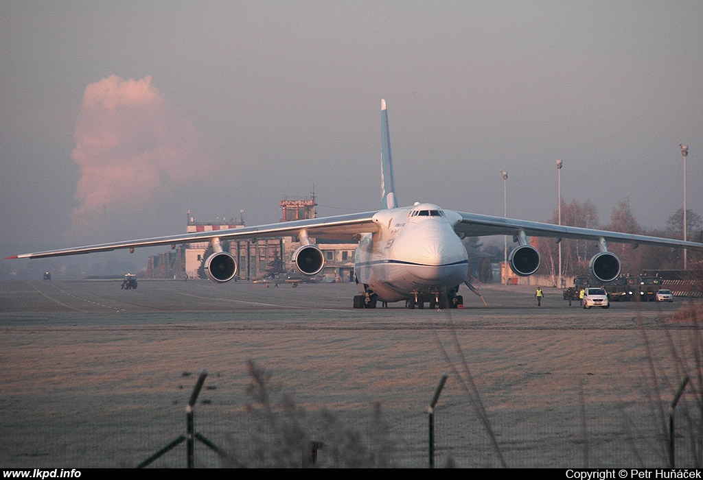 Antonov Design Bureau – Antonov AN-124-100M-150 UR-82009