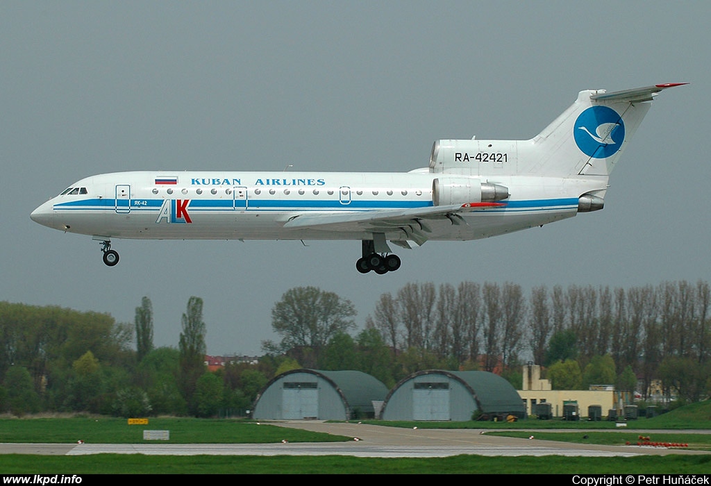 Kuban Airlines – Yakovlev YAK-42D RA-42421