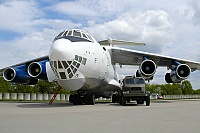 East Wing – Iljuin IL-76TD UN-76011