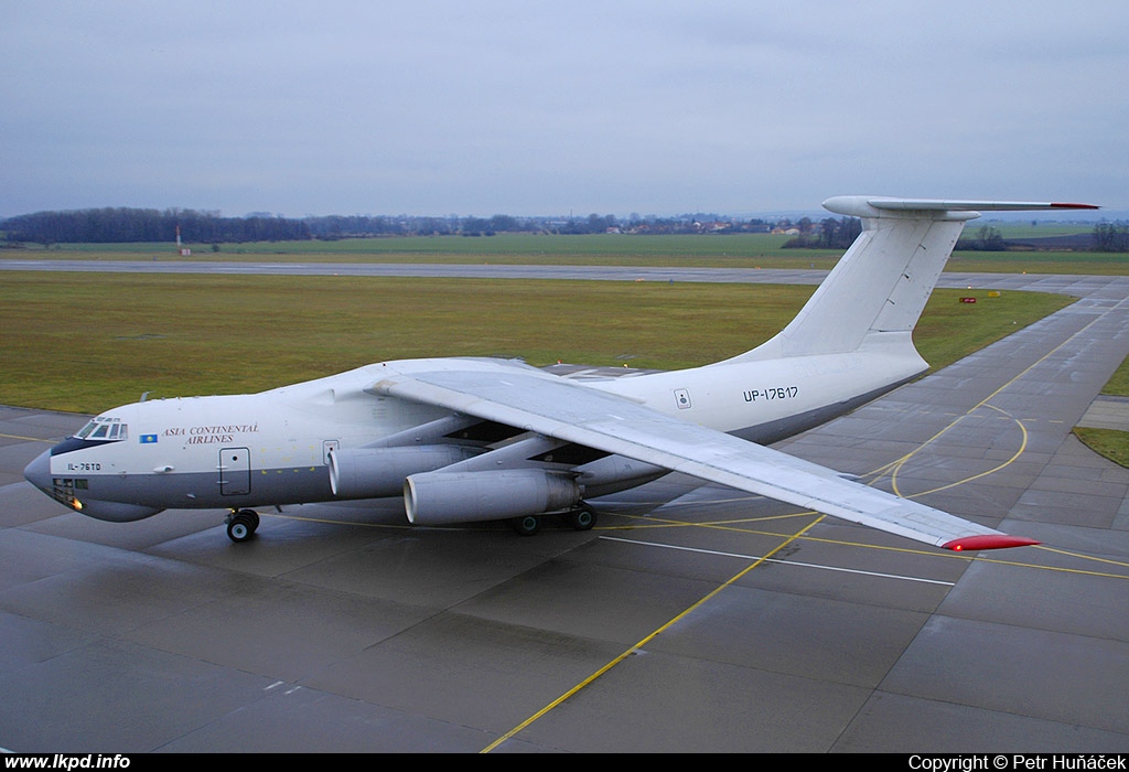 Asiacontinental Airlines – Iljuin IL-76TD UP-I7617