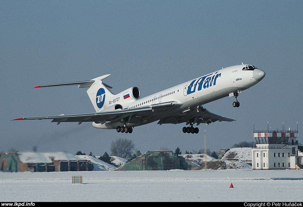 UT Air – Tupolev TU-154M RA-85727