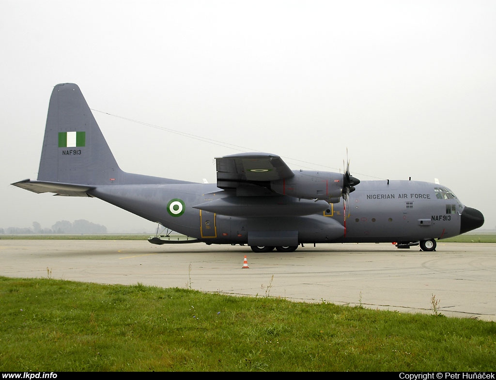 Nigeria Air Force – Lockheed C-130H Hercules NAF913