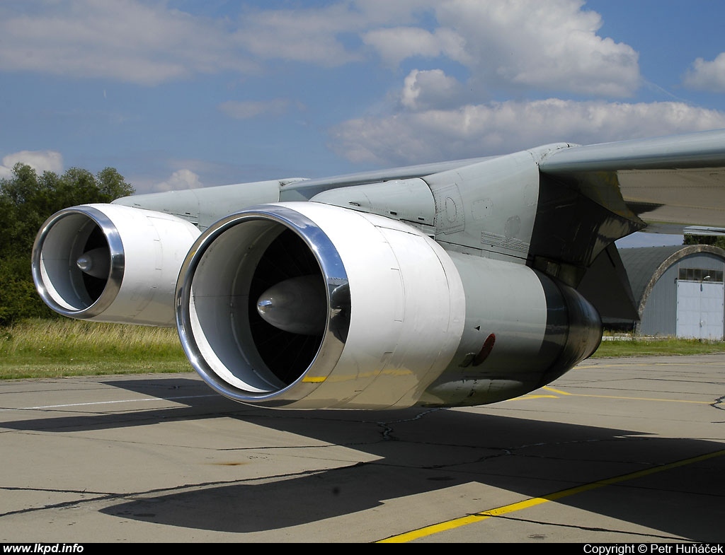 USAF – Boeing OC-135B (B717-158) 61-2670/OF