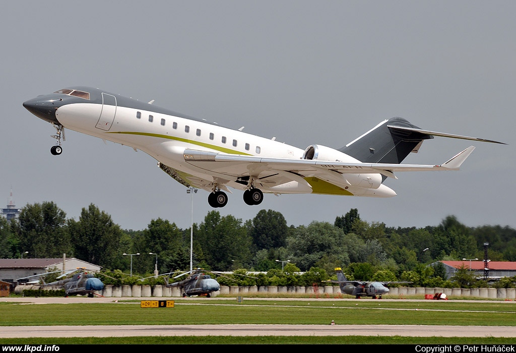 Comlux Aviation – Bombardier BD700-1A11 Global 5000 9H-AFR