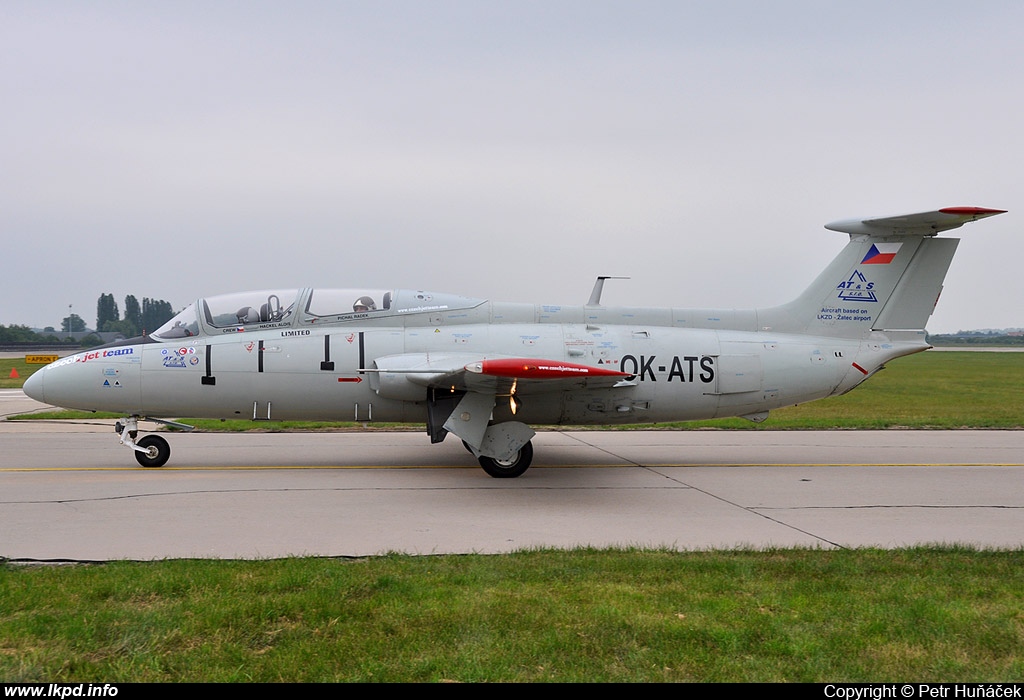 Czech Jet Team – Aero L-29 Delfn OK-ATS