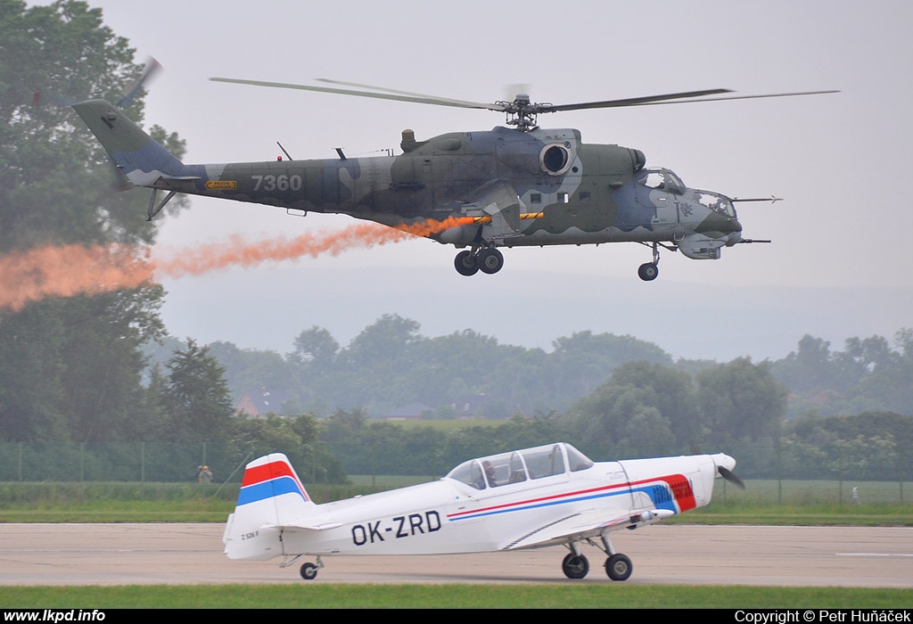 Aeroklub R – Zlin Z-526F OK-ZRD