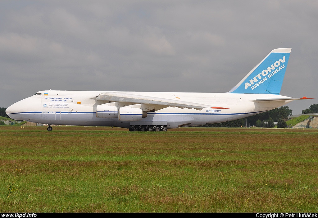 Antonov Design Bureau – Antonov AN-124-100 UR-82007