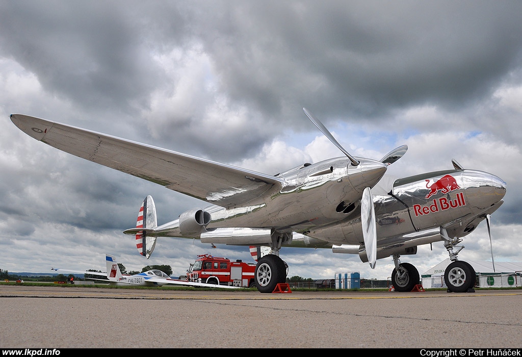 The Flying Bulls – Lockheed P-38L Lightning N25Y