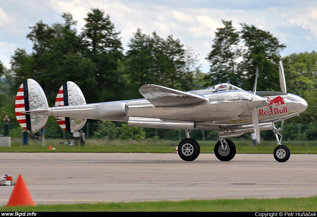 The Flying Bulls – Lockheed P-38L Lightning N25Y