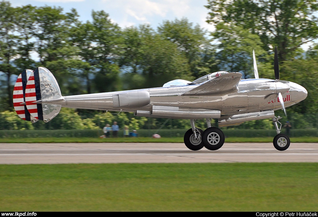 The Flying Bulls – Lockheed P-38L Lightning N25Y