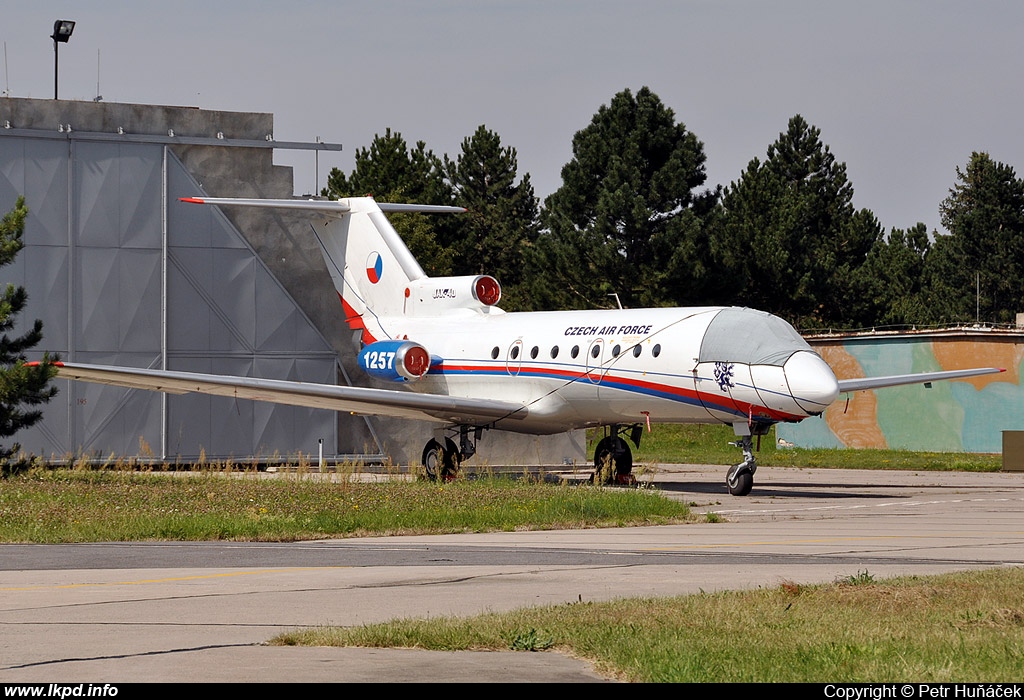 Czech Air Force – Yakovlev YAK-40 1257