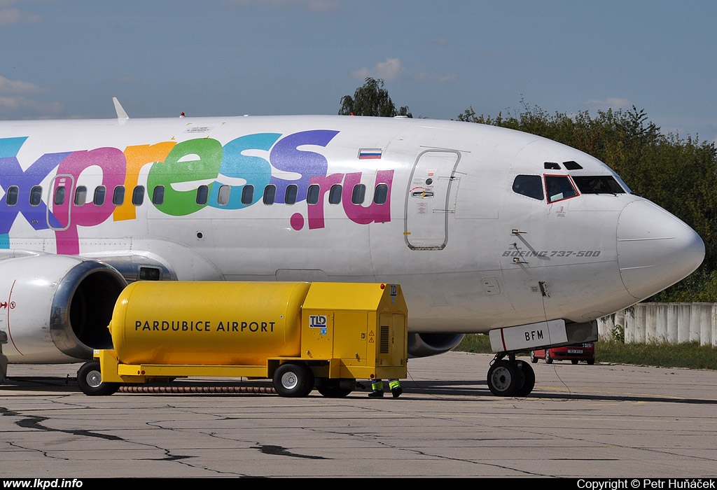 Sky Express – Boeing B737-53A VP-BFM