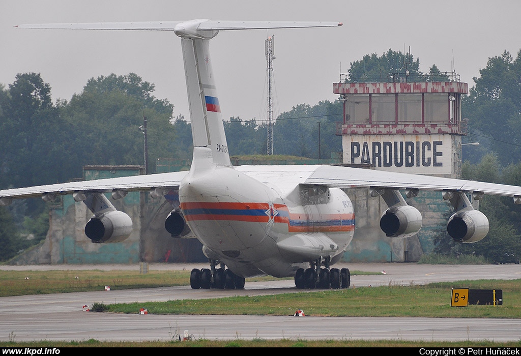 MCHS Rossii – Iljuin IL-76TD RA-76840