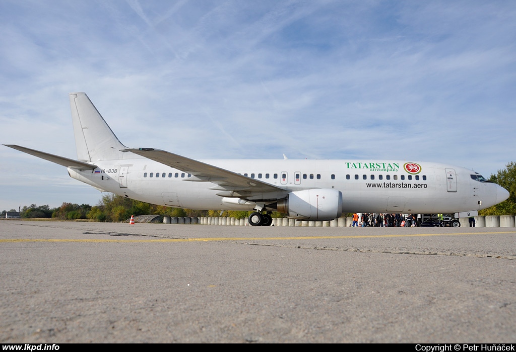 Tatarstan Airlines – Boeing B737-4D7 VQ-BDB