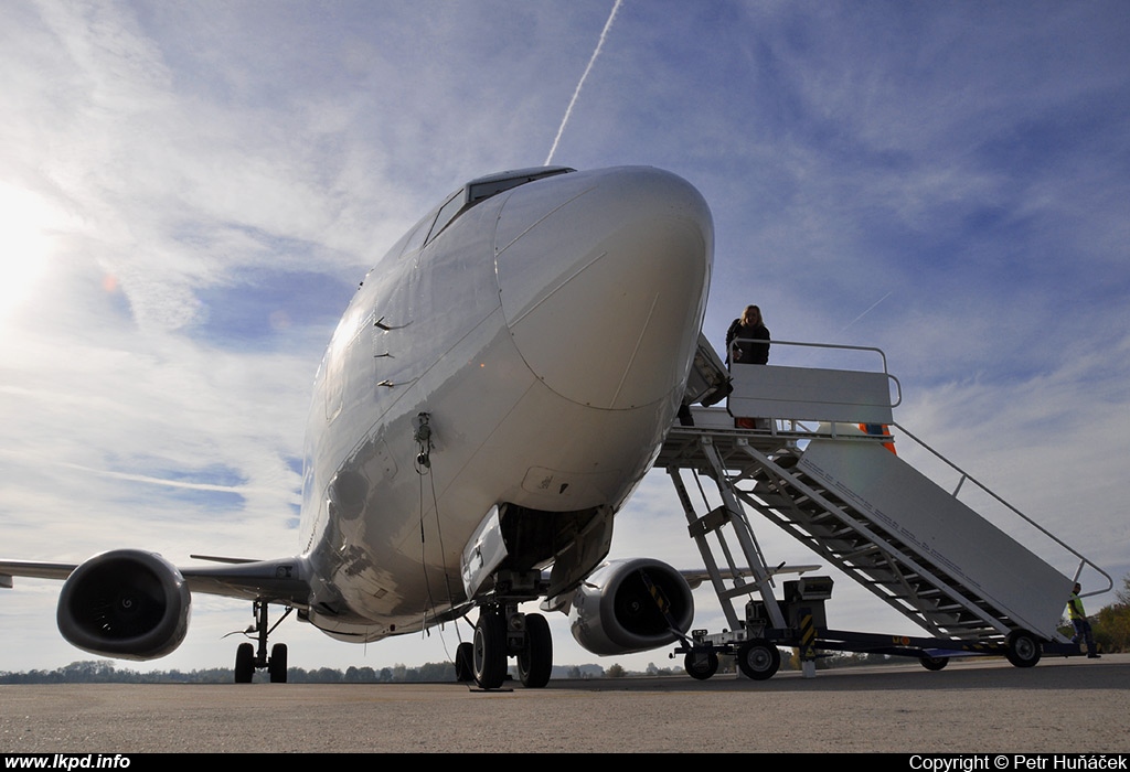 Tatarstan Airlines – Boeing B737-4D7 VQ-BDB